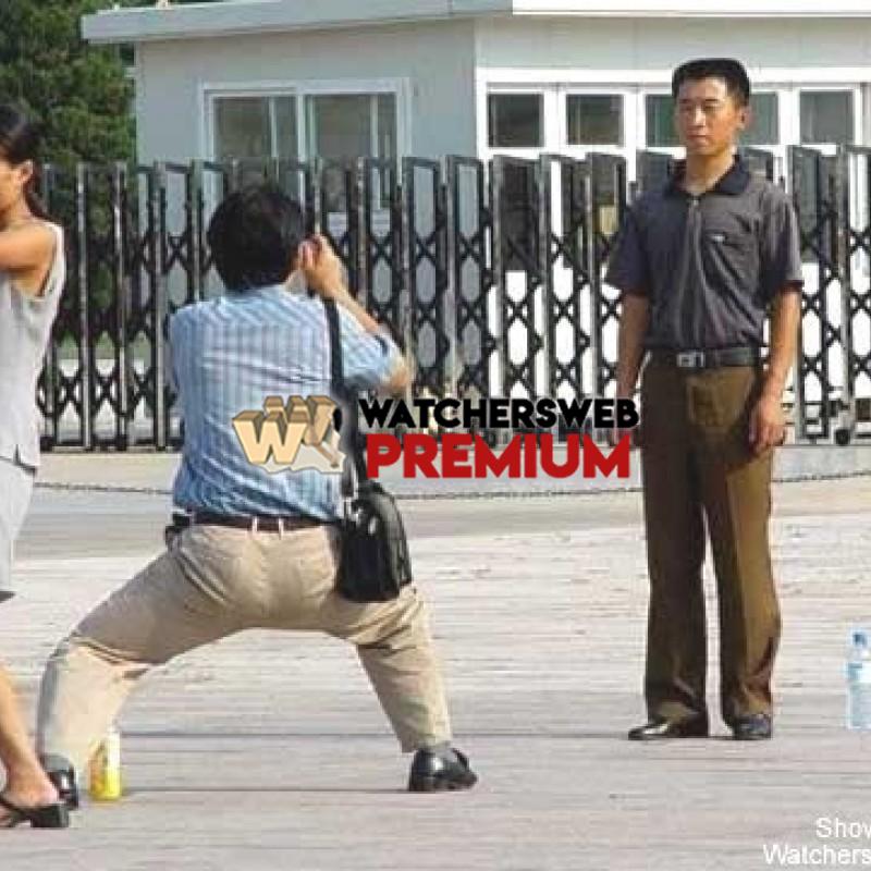 How Asians Take Photos #5 - p - Stumper - Canada