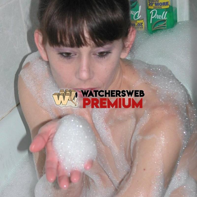 MILF Samantha's Bubble Bath - New York, USA