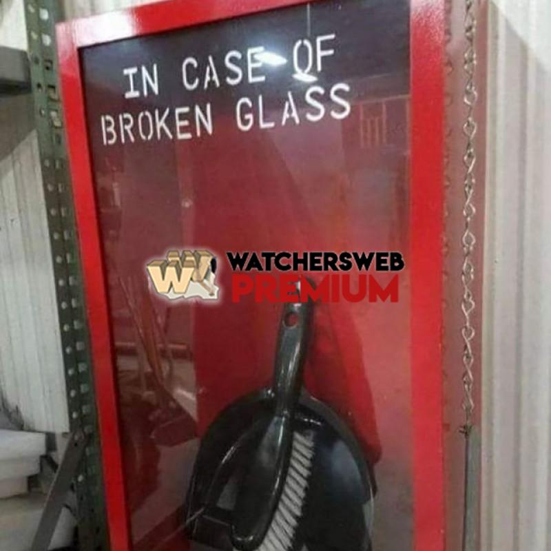 In Case Of Broken Glass - p - Monique, QLD - Australia