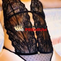 Dressed The Bare Minimum - Austria