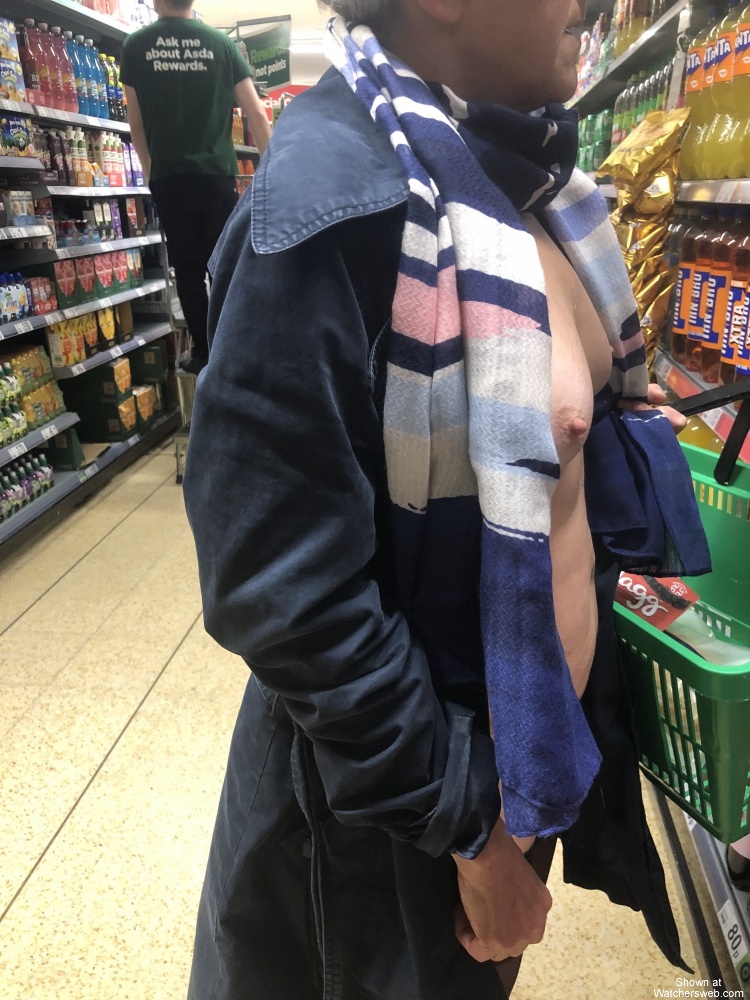 Shopping Tits Out Friday #0