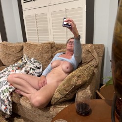 Joshlyn Setting Up A Date