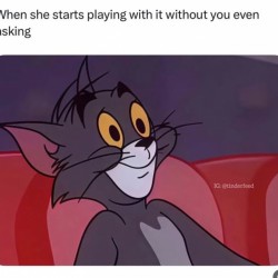 Starts Playing